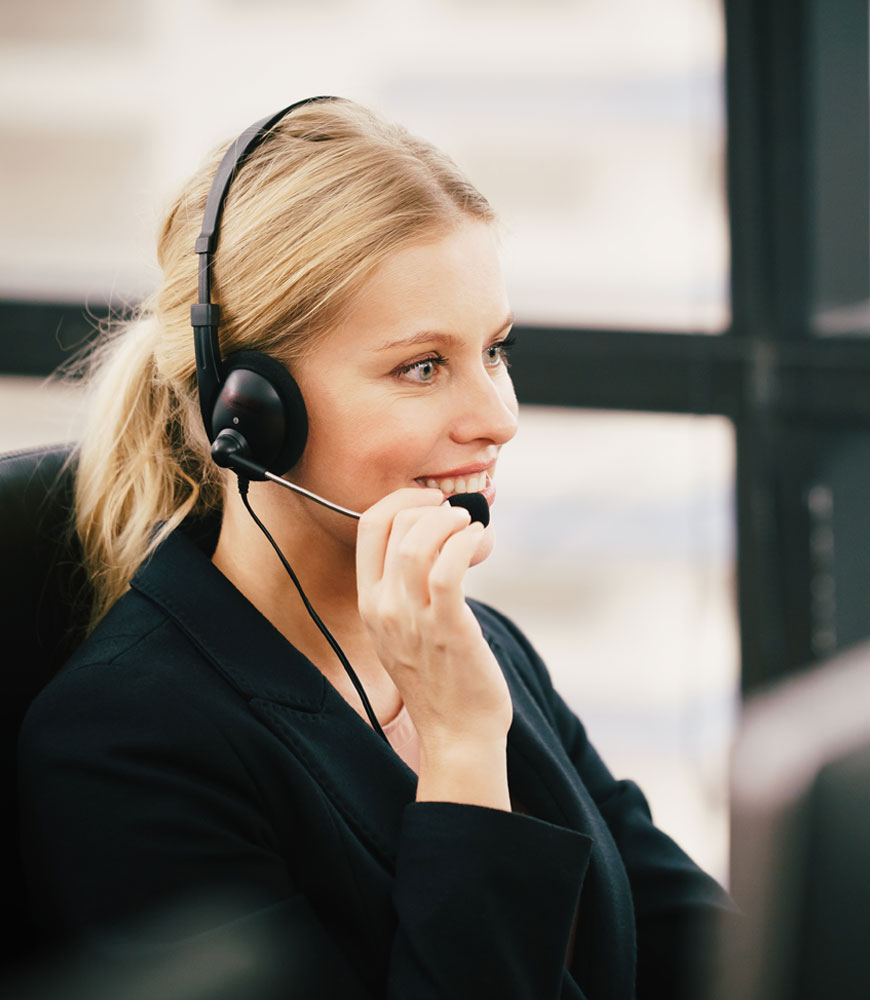 https://omnicommagency.com/wp-content/uploads/2024/09/customer-service.jpg
